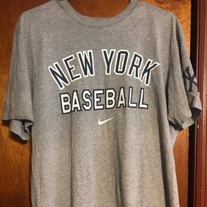 NY Yankees Nike Tee